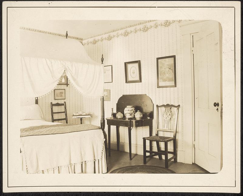 Bedroom detail