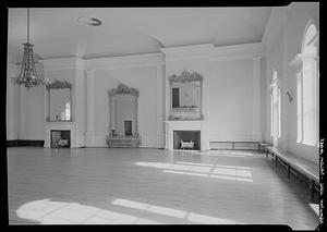 Hamilton Hall, Chestnut Street, Salem: interior, ballroom