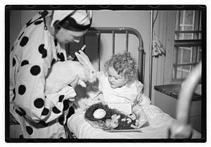 Harry W. Syer magician at Children's Hospital