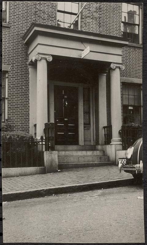 Edward Everett House, Harvard St.