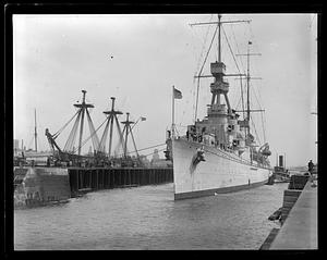 USS Raleigh, Navy Yard