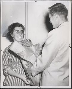 Mrs. Mary Sennott