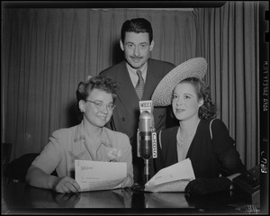 Priscilla Fortescue, Wilbur Evans, and Kitty Carlisle