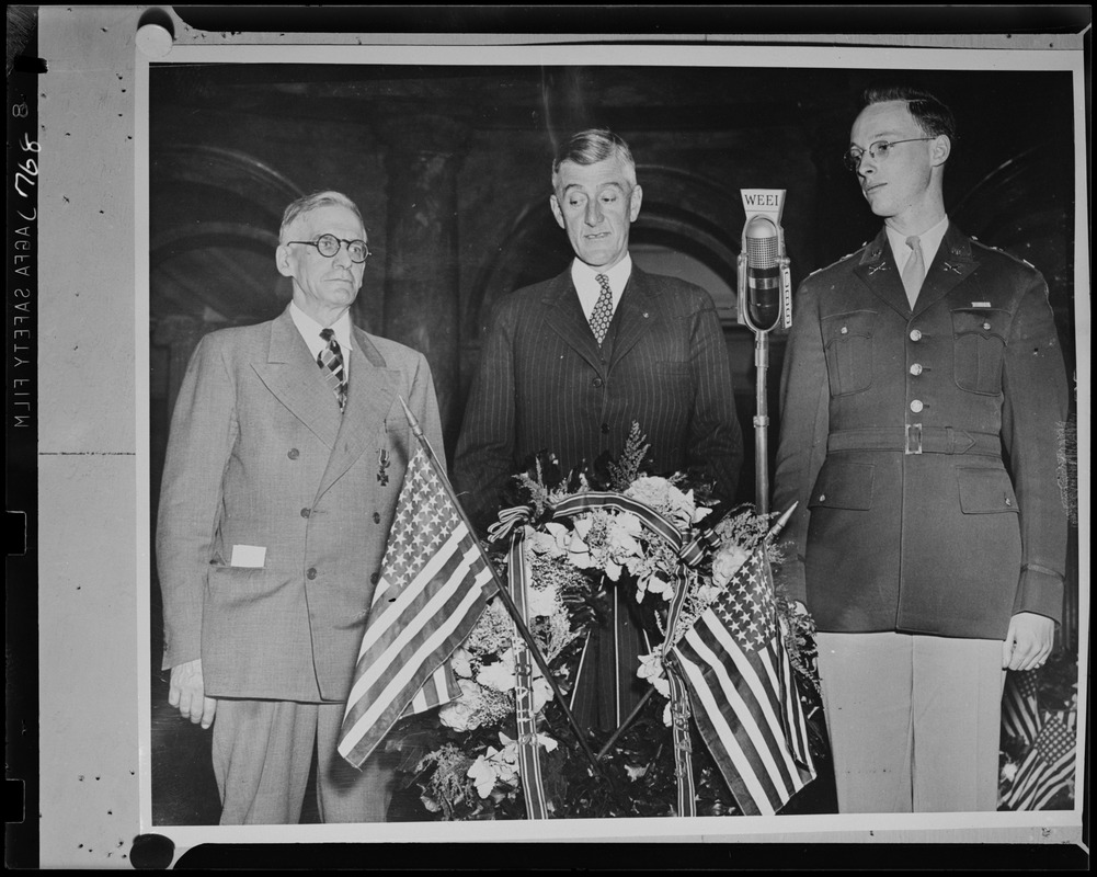 Memorial service, Hall of Flags