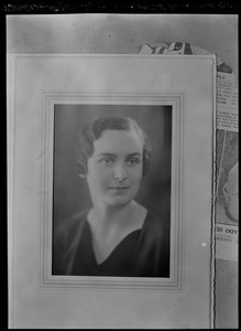 Framed photographic portrait of an unidentified woman