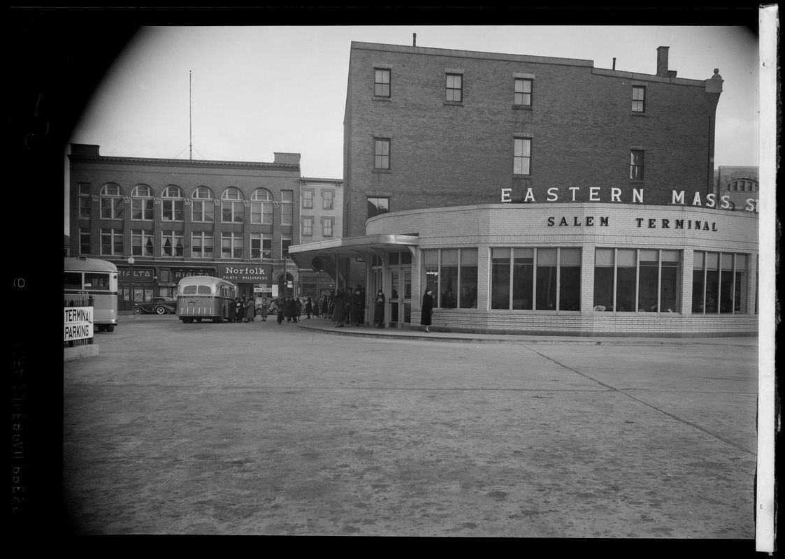 Front view of a Eastern Mass. St. Railway Co. Salem Terminal