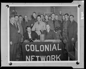 Pamela Hunt with group at Colonial Network