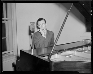 Larry Adler
