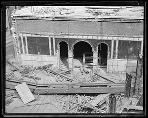 Famous old Adams House comes down