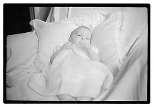 Collier Mrs. & 2 children