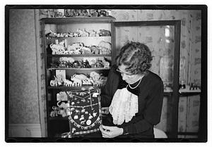 Shumaker, Mrs. James H. (Nellie) collector of miniature elephants