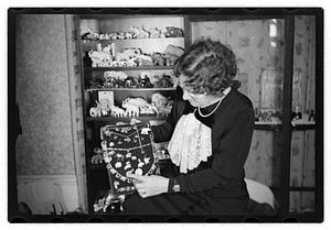 Shumaker, Mrs. James H. (Nellie) collector of miniature elephants