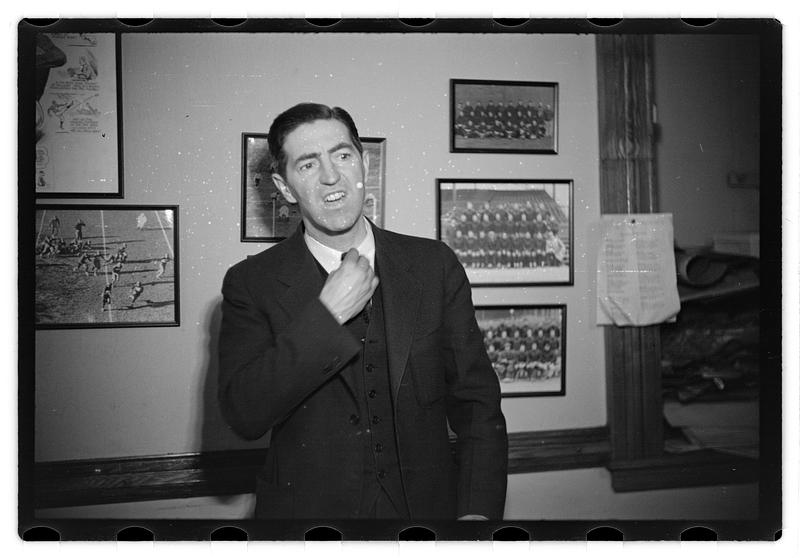 Casey, Eddie, coach, pro football