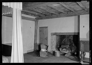 Witch House, interior