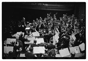 Harvard & Radcliffe Glee Clubs symphony Woodworth conducting, Symphony Hall