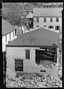 Sidur's garage, Pulaski Street, Ware, Mass., Sep 27, 1938