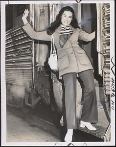 Phyllisa Farnor, conductorette