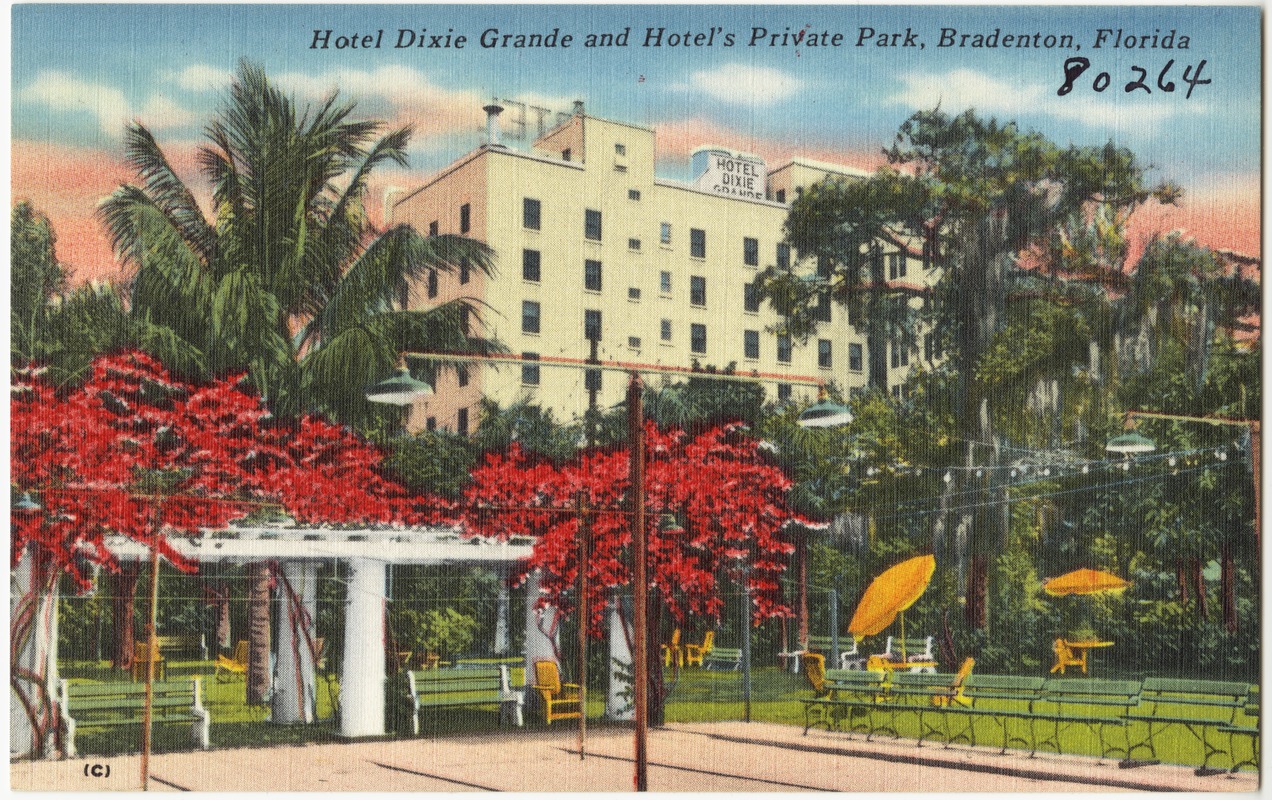 Hotel Dixie Grande and Hotel's private park, Bradenton, Florida