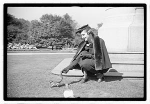 Models posing, Boston Common