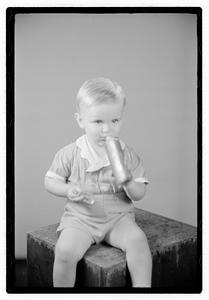 Donald Fletcher 18 mo. Son of Philis of the Park Dep.