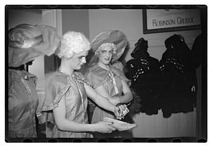 Hasty Pudding, Harvard