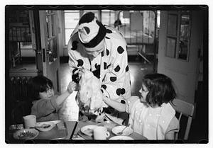 Harry W. Syer magician at Children's Hospital