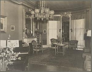 Boston, George Washington Warren House, interior, living room, 1848, Monument Sq., Charlestown
