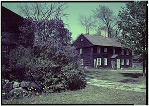 Andover, Abbot Homestead, spring
