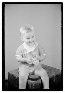 Donald Fletcher 18 mo. Son of Philis of the Park Dep.