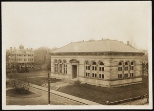 Robbins Library