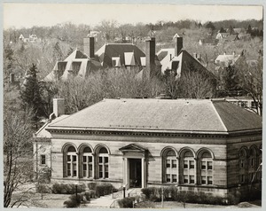 Robbins Library with addition