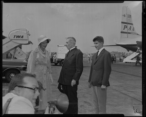 Lilian, Princess of Réthy and Prince Alexandre of Belgium with Bishop Sheen at Logan Airport