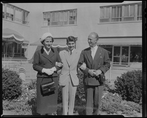 Lilian, Princess of Réthy, Prince Alexandre and Leopold III outside at Children's Hospital