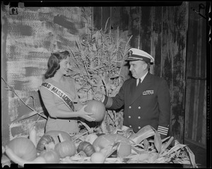 Pat Nordling, Miss Massachusetts, and a captain holding a pumpkin