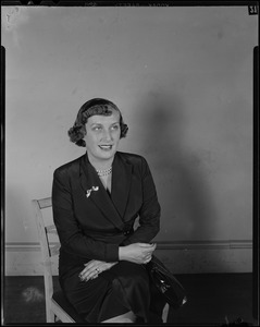 Mrs. Edward R. Mitton, formerly Marie Taff, seated