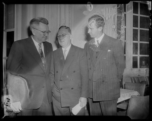 Major General Lewis B. Hershey, Mayor John B. Hynes, and Secretary Frank Pace Jr. talking