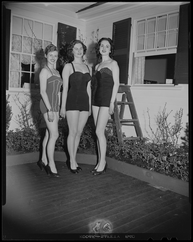 Mrs. Jean L. Smith, Mrs. Massachusetts, standing with two other women