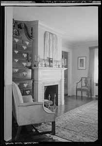 Barton House, Salem: interior