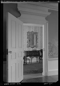 Peirce-Nichols House, Salem, interior, mirror through doorway