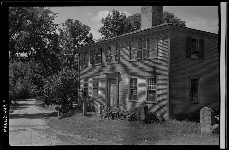 Annisquam, house exterior