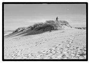 Nito Carolyn & Pablo sand dunes