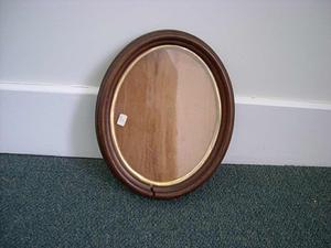 Oval frame with gilt insert