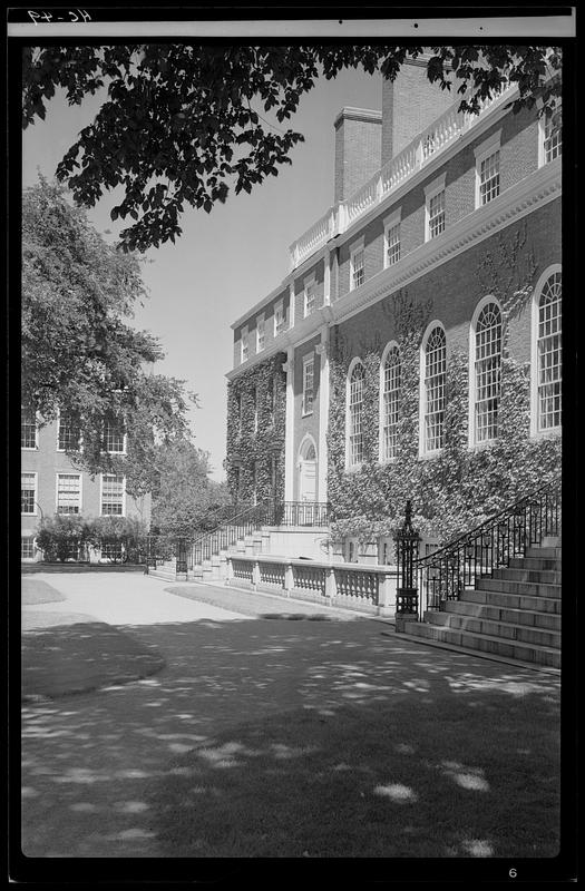 The Radcliffe "Yard," Cambridge Digital Commonwealth