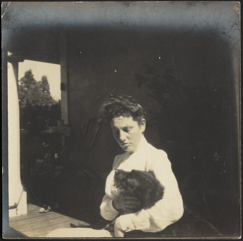 Gertrude Stevens Kunhardt with dog