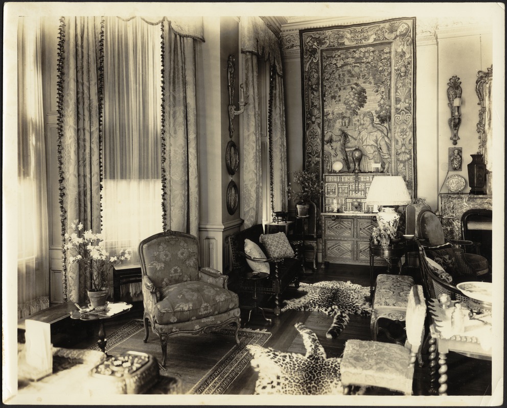 Drawing room (left of fireplace)
