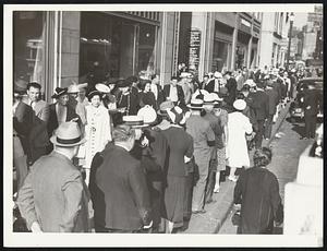 Labor. Pickets Scene at garment strike on Kneeland St.