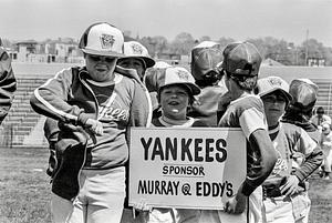 Yankees' sponsor Murray & Eddy's