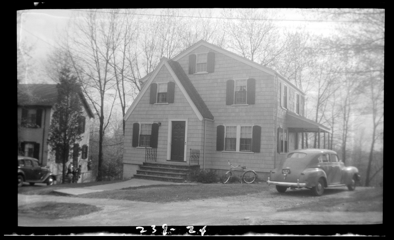 Oakhurst Circle 24 Digital Commonwealth