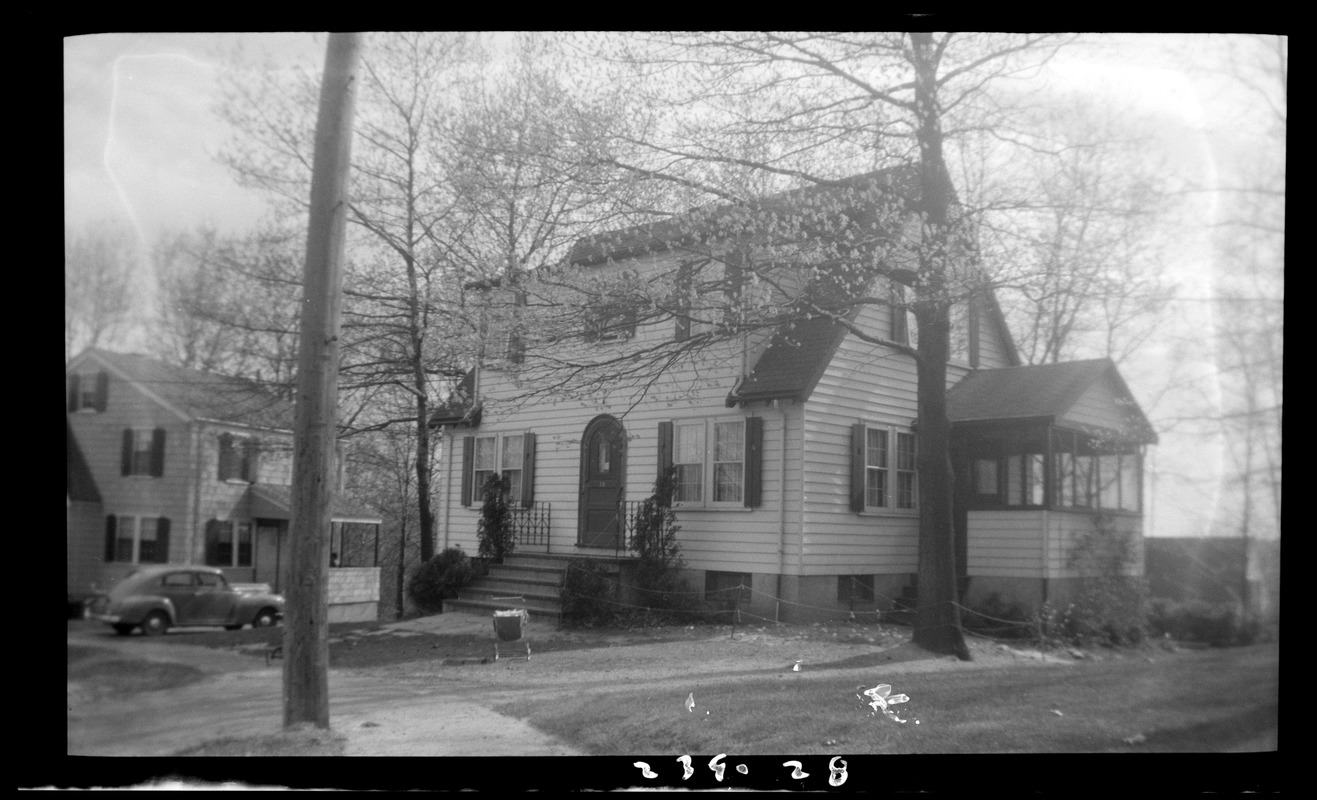 Oakhurst Circle 28 Digital Commonwealth