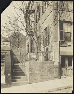 Harrison-Gray-Otis house, 1793, 2 Lynde Str., Boston, Mass. Showing the entrance at 2 Lynde Str., detail of wrought iron fence.